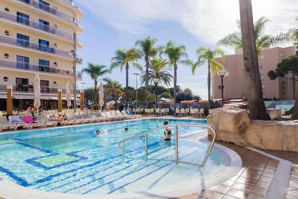 the pool at Hotel Reymar Playa